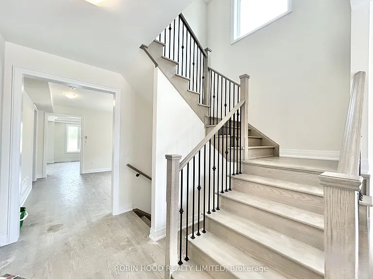 47 Hoad St — Photo 2