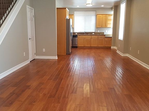 2nd image of 5237 Willowcrest Ave #103