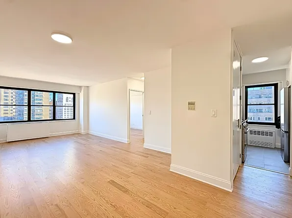 178 East 80th Street image 1 of 7