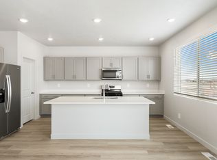 3471 N Gina St, Eagle Mountain, UT 84005