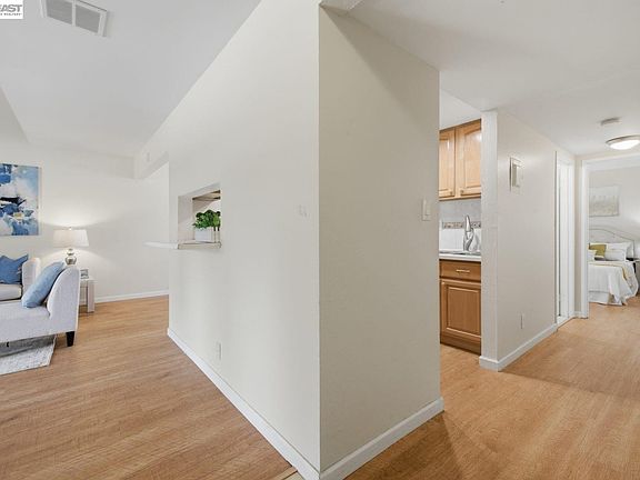 2nd image of 39964 Fremont Blvd