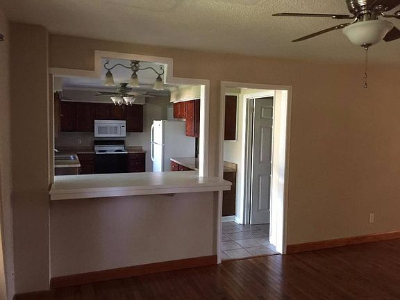 5th image of 368 Shannon Dr