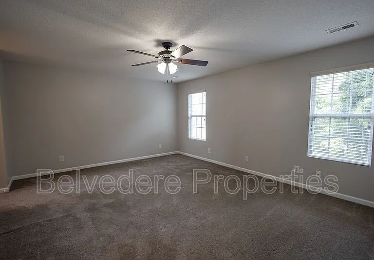 1922 Munn Cir — Photo 14