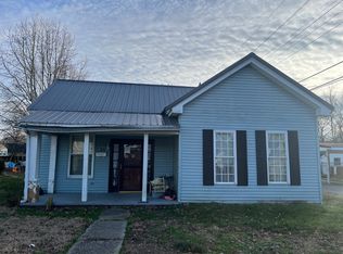 610 Hawkins St, Carrollton, KY 41008