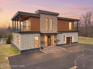 130 Laurelbrook Dr, Wilkes Barre, PA