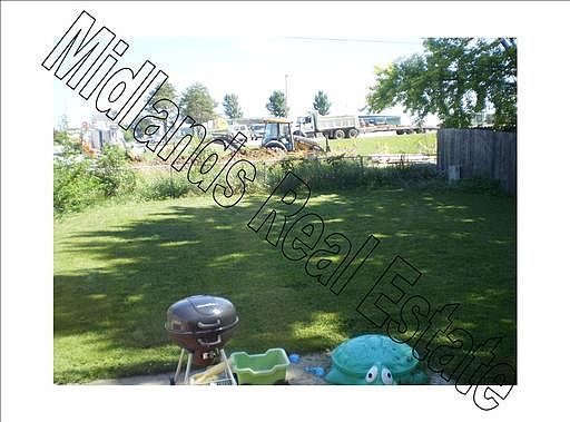 2nd image of 4614 Ruth St