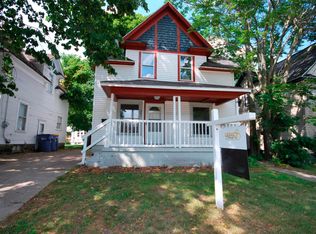 905 Oakdale St SE, Grand Rapids, MI