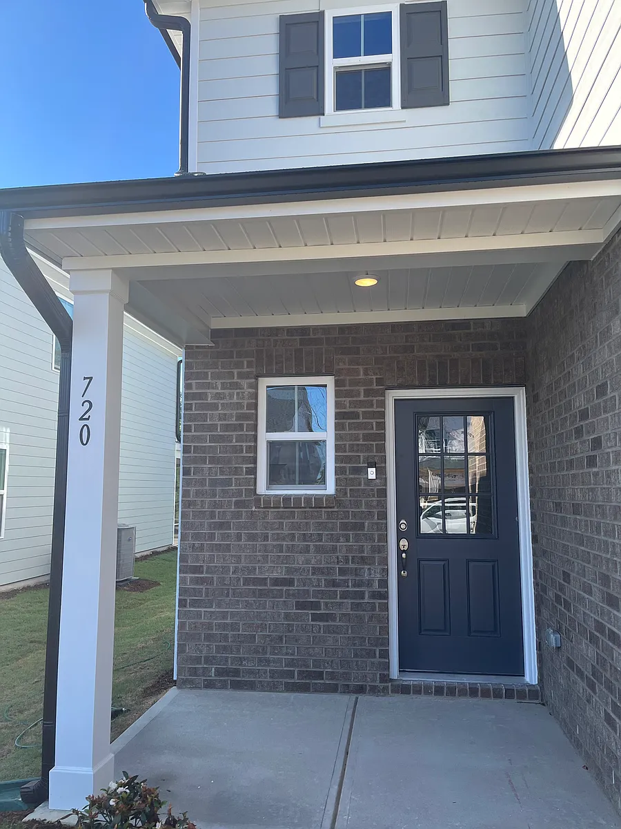 Building Photo - 720 Branthurst Dr