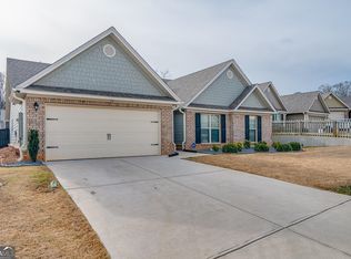 23 Goldshore Way, Statham, GA 30666
