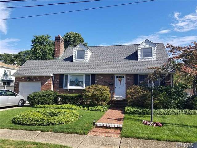 1st image of 51 Mayflower Ave