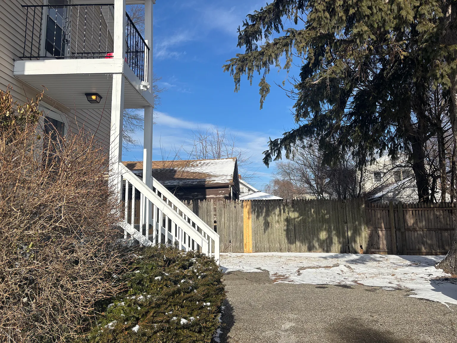 3 bed, $2,500 — Photo 1