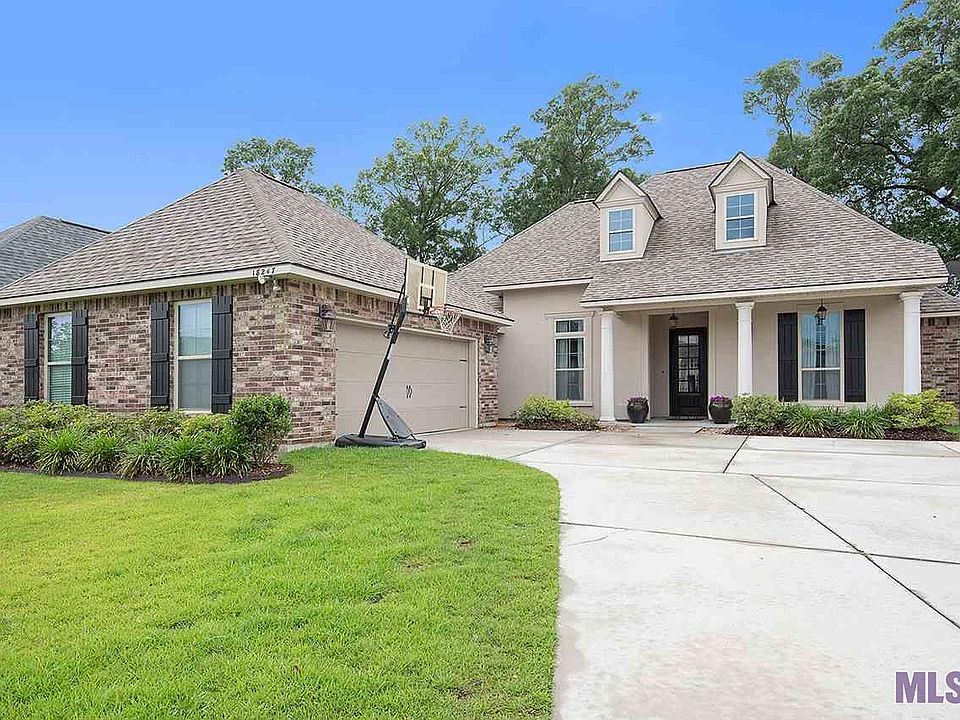 1st image of 18247 Old Trail Dr