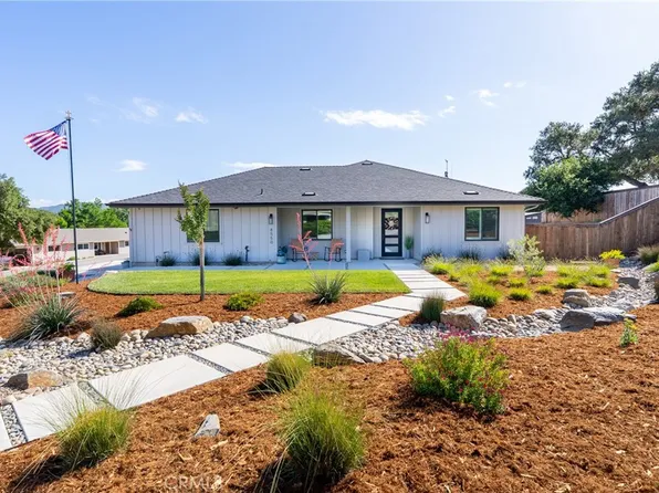 8550 El Corte Rd, Atascadero, CA 93422