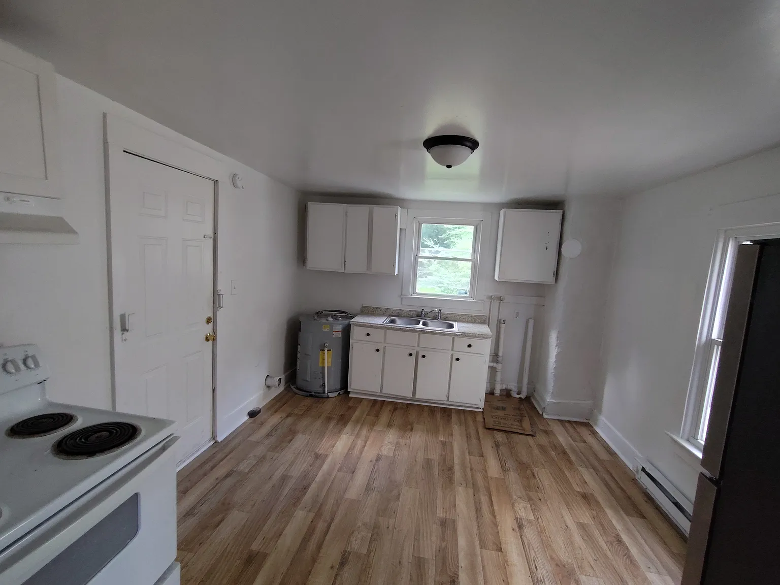 2 bed, 950 sqft, $1,285 — Photo 4
