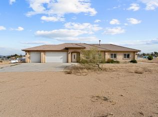 9025 E Buttonwood St, Phelan, CA 92371