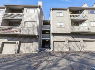 240 Mulberry Rd, Ramsey, NJ 07446