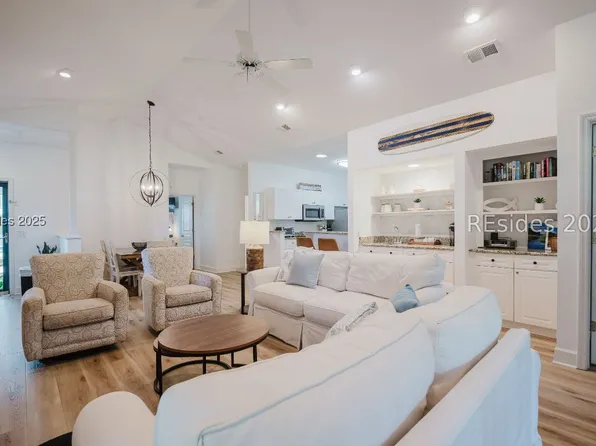 30 Wimbledon Ct Unit 14A, Hilton Head Island, SC 29928