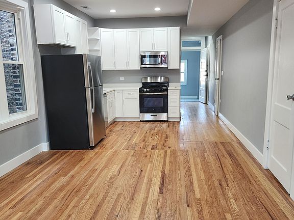 3rd image of 4313 W Cullerton St #1