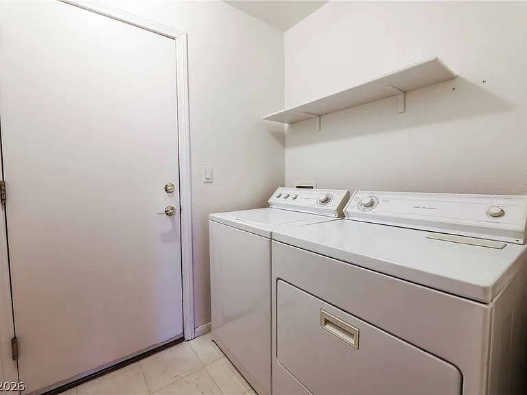 9731 Tomorrow Ct — Photo 17