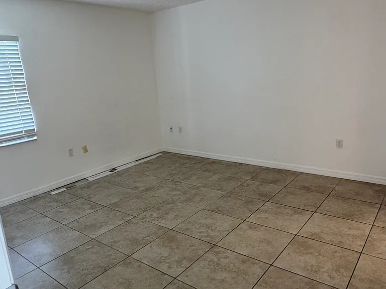 581 NW 107th Ave #102 — Photo 5