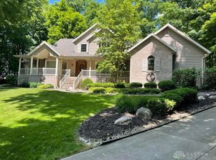 5450 Brookshire Ln, Springfield, OH 45502