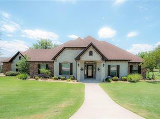 3900 Homestead Ct, Granbury, TX 76049