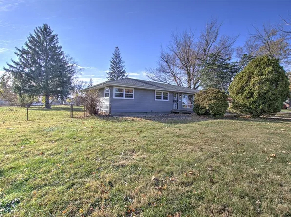 191 W Grove Rd, Decatur, IL 62521