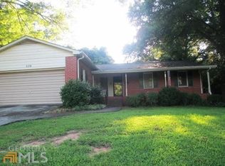 536 N White St, Carrollton, GA 30117