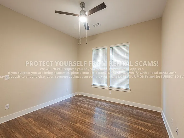 874 S Hill Ave #101 — Photo 10