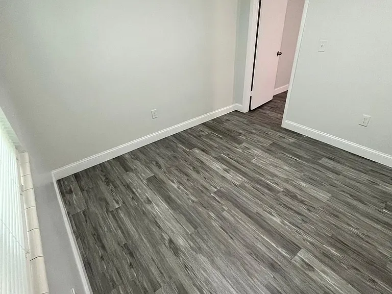 7511 Venetian St #4 — Photo 6
