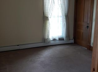 126 E Market St APT C, Mercer, PA