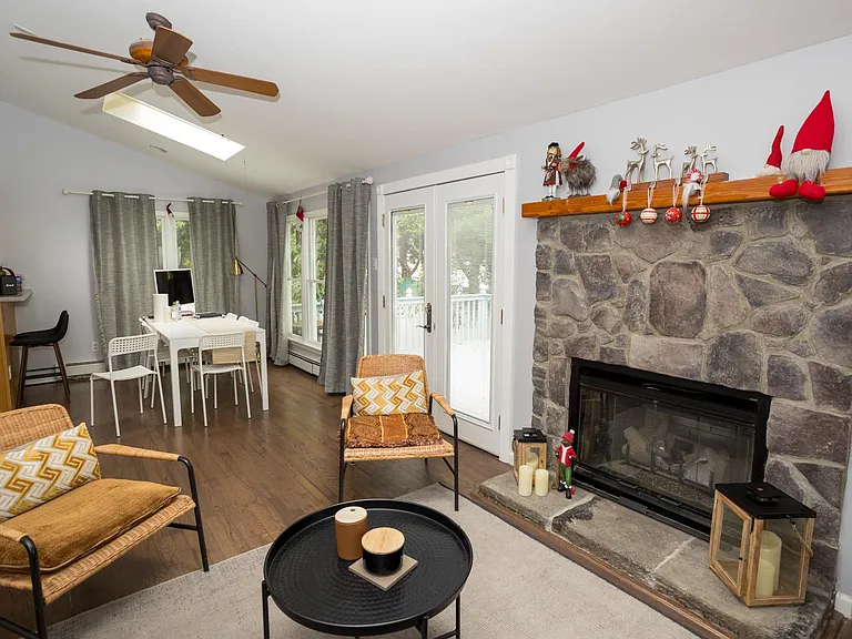 16 Broad Ave — Photo 7
