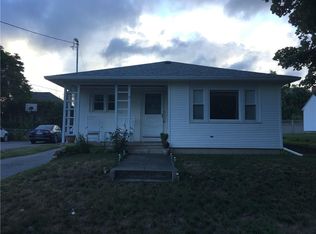 5 Farnum Ave, North Providence, RI 02911