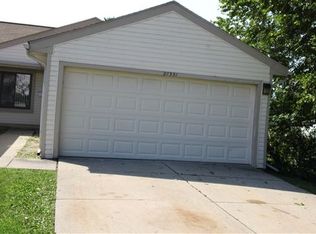 27331 Kaufman St, Roseville, MI