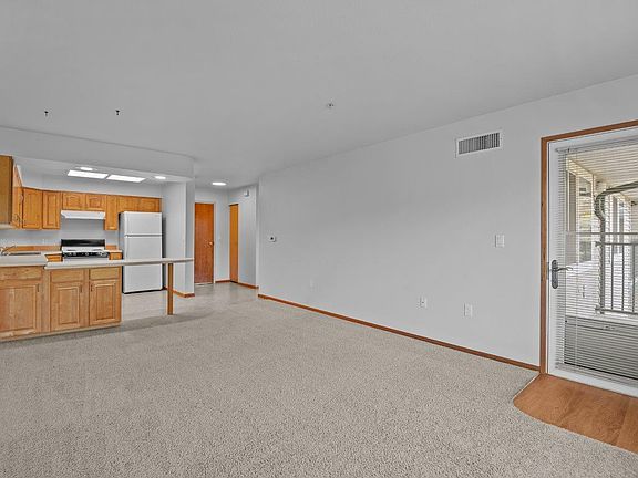 3rd image of 115 Merriam St #6106