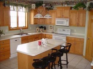 11872 Kennedy Rd, Dubuque, IA 52001