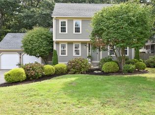 44 Sturbridge Dr, Warwick, RI 02886