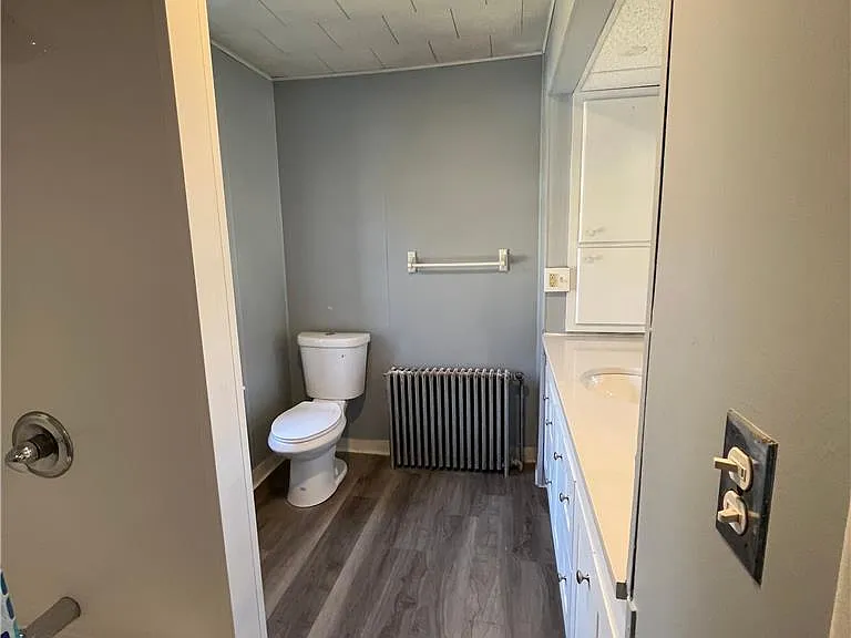 415 W Pennsylvania Ave — Photo 13