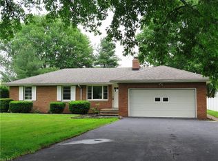 39357 Chestnut Ridge Rd, Elyria, OH 44035