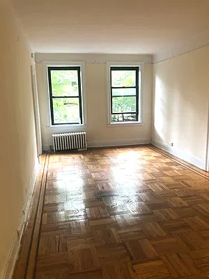 Rented by 10A GROUP LLC | media 7