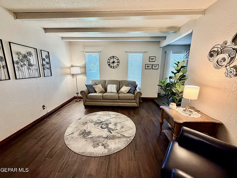 6201 Escondido Dr #17E — Photo 5
