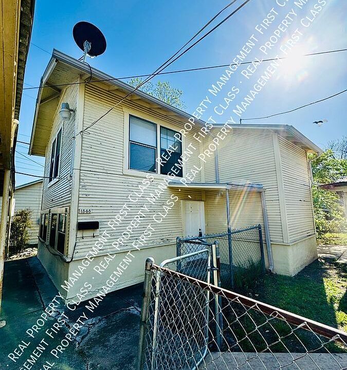 1st image of 1348 Schley Ave
