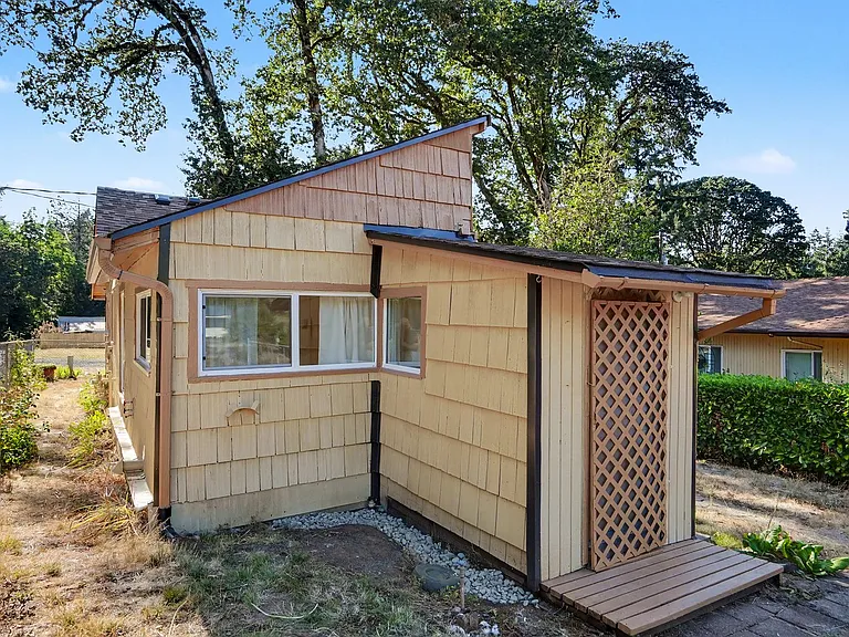 30645 Fisher St — Photo 20