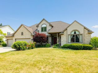 1753 Snowberry Ridge Rd, Ann Arbor, MI 48103