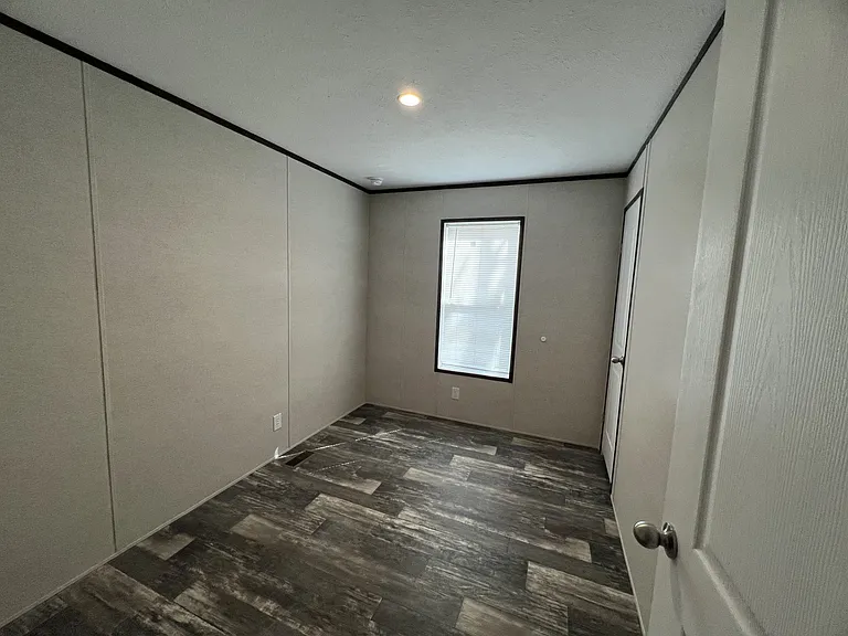 607 W Elm Ave #171 — Photo 3