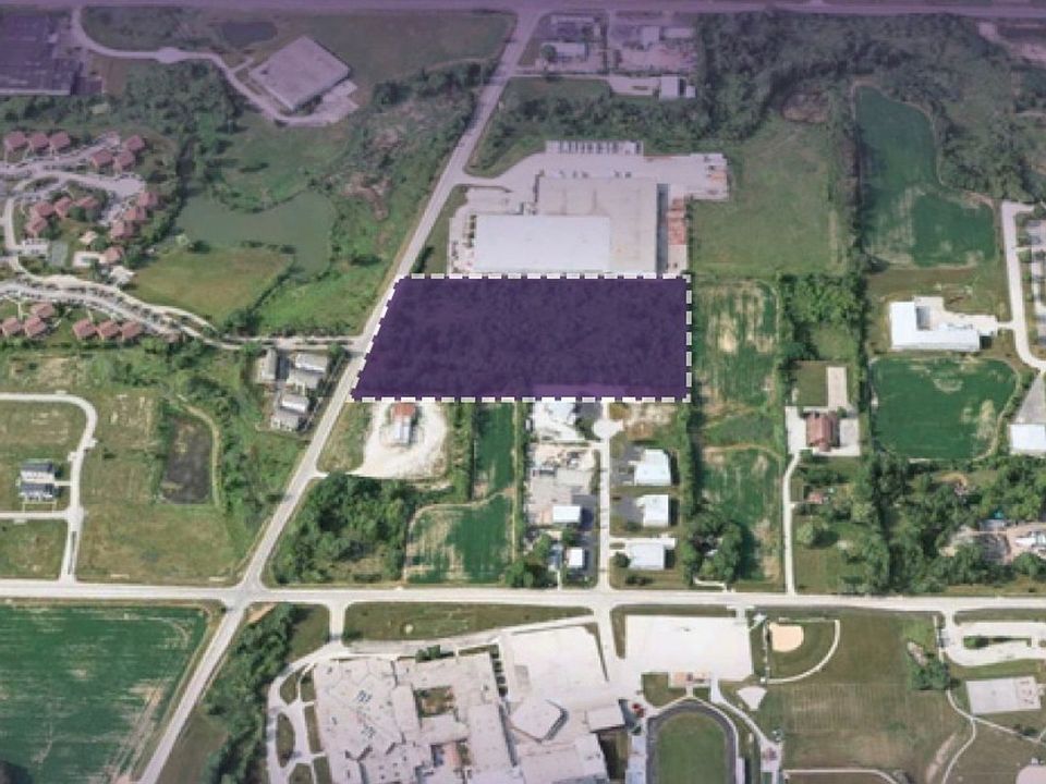 2nd image of 1903 Kenosha Rd