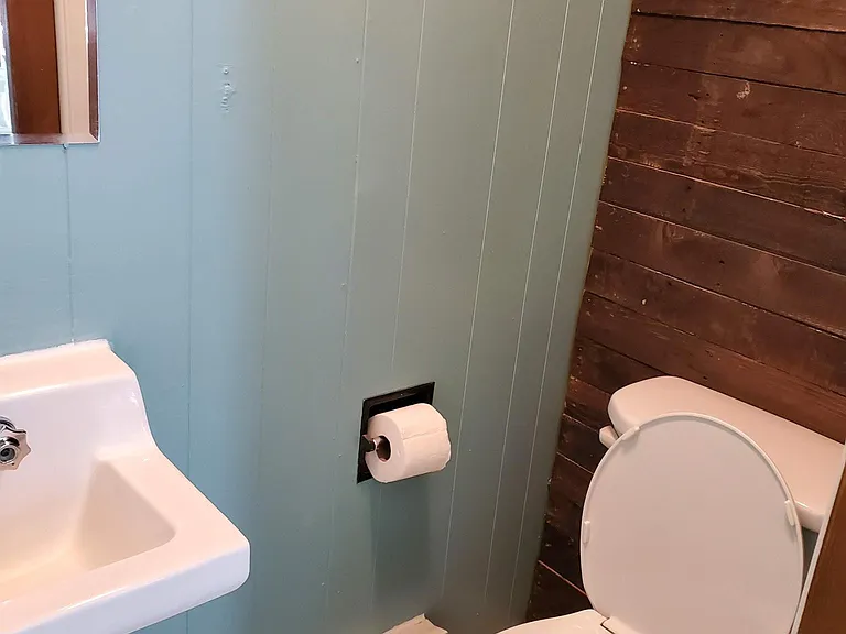 212 Peyton Rd — Photo 8