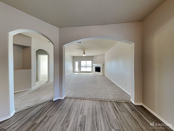 4th image of 1816 River Oak Ln