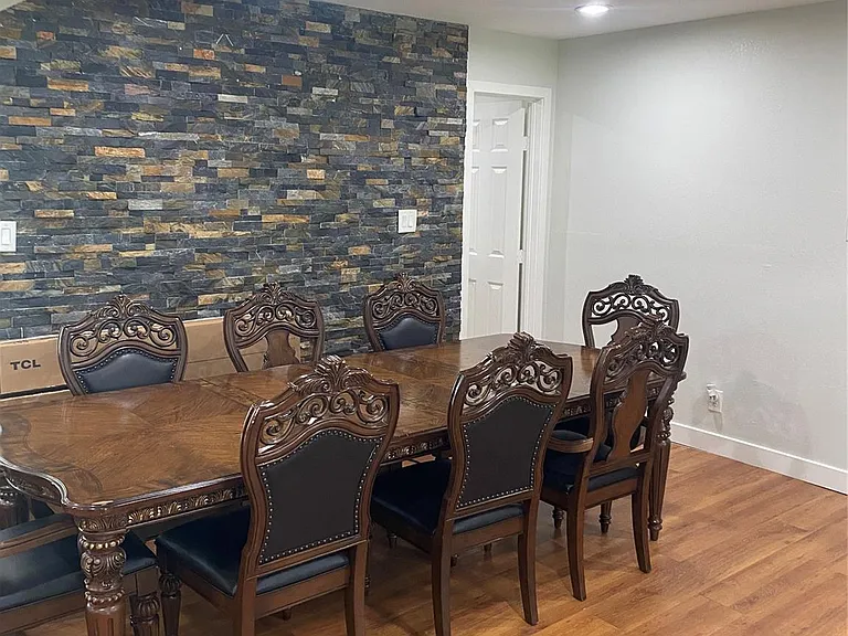 12930 Kimberley Ln — Photo 11