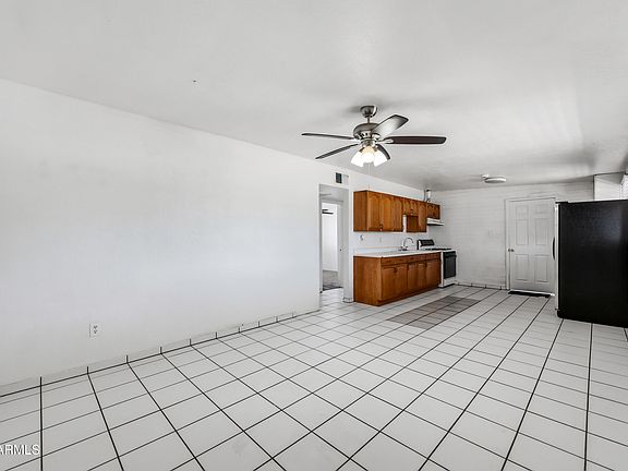 2nd image of 3905 W Almeria Rd #2